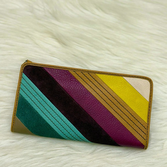 FOSSIL MULTI-COLOR SUEDE ZIPPERED LONG WALLET - Picture 4 of 16